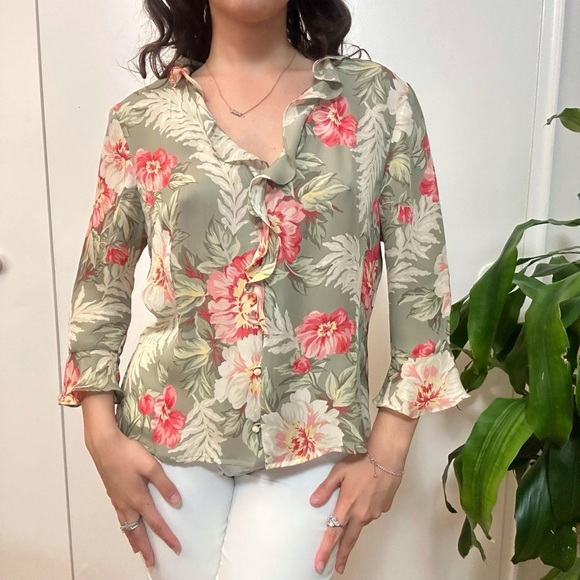 Jones New York Luxury Silk Floral Ruffle Blouse Size Medium - Picture 5 of 8